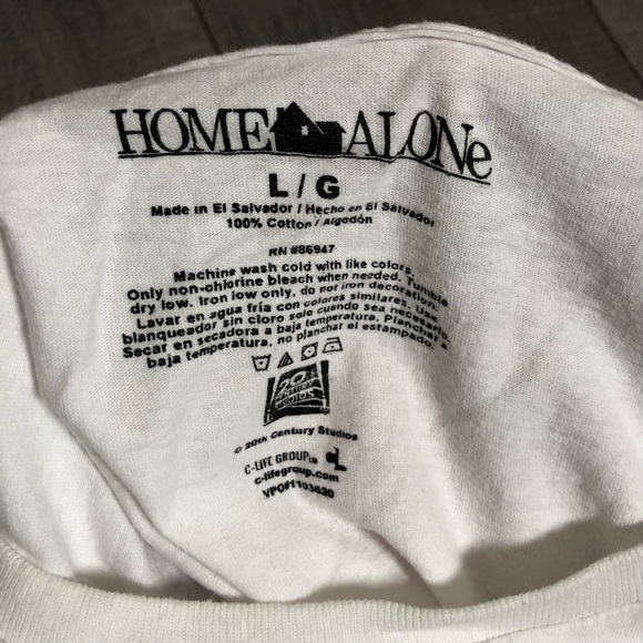 Home Alone T Shirt Harry & Marv version Size Large - Picture 4 of 4